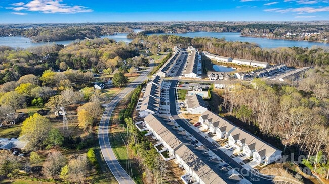 Building Photo - 4120 Steel Wy