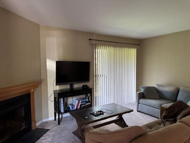 Building Photo - Condo Located at Borden Commons