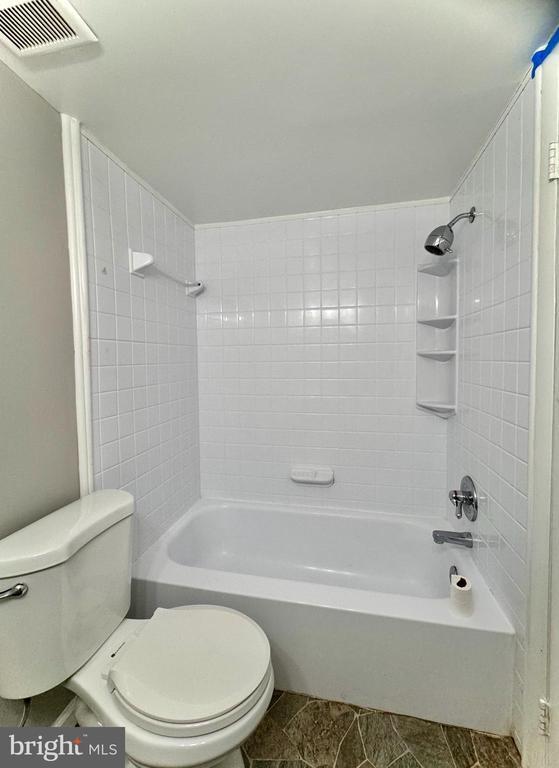 Building Photo - 12307 Braxfield Ct