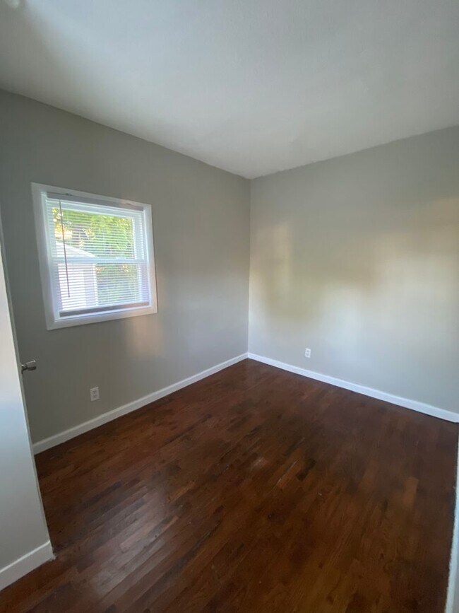 Building Photo - 1694 S Washington Ave