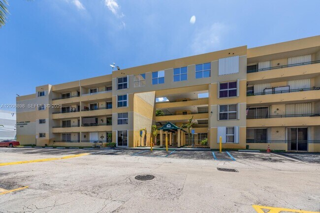 Building Photo - 8320 NW 8th St