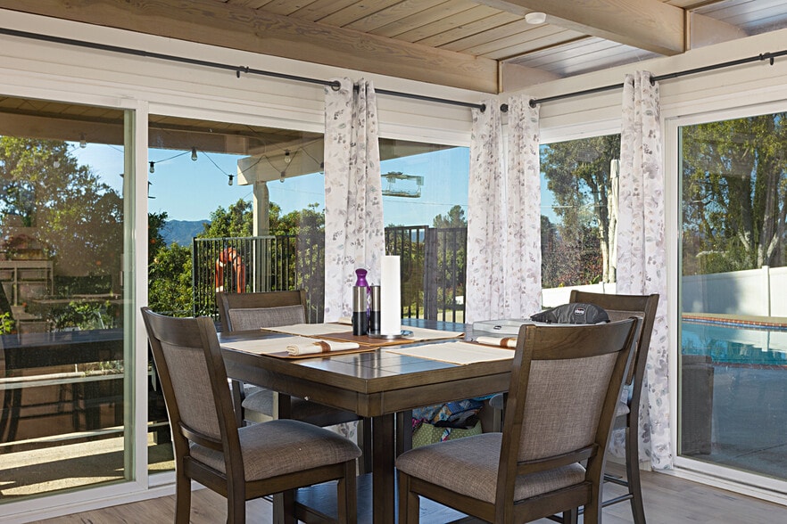 Building Photo - 1720 Via Entrada