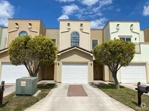 Building Photo - 3916 W Daffodil Ave