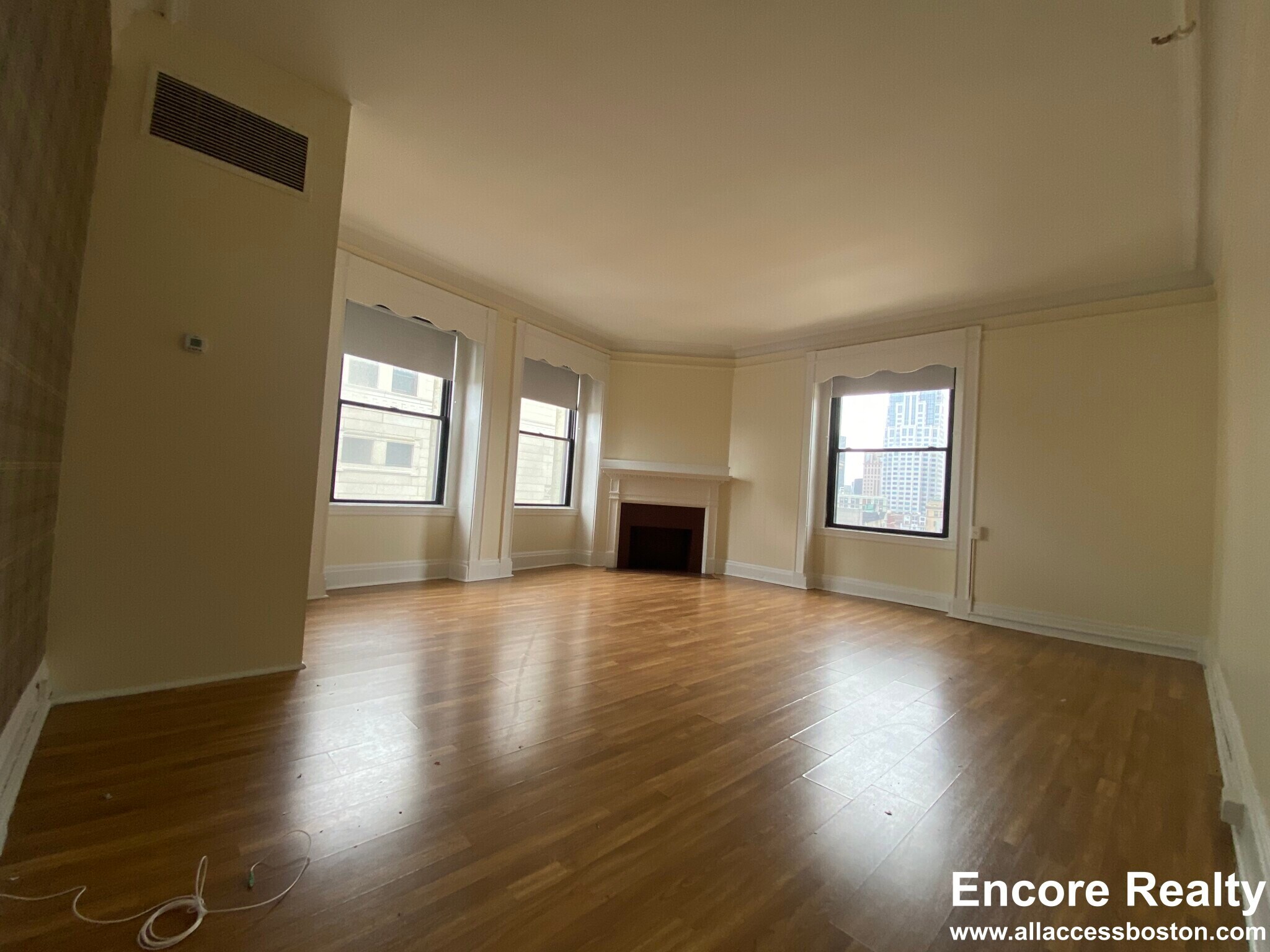 Building Photo - 62 Boylston St