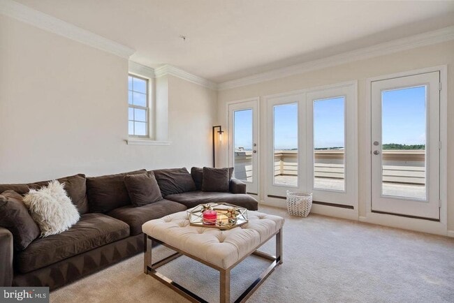 Building Photo - 500 Overlook Park Dr