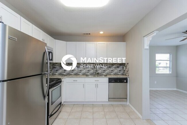 Building Photo - 3 Bedroom Pet-Friendly Home in North Port, FL with Main Street Renewal