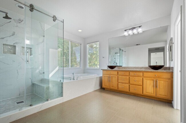 Building Photo - 991 Zephyr Ct