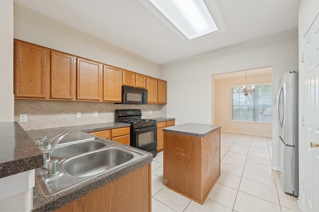 Building Photo - 2923 Ridge Scene Wy