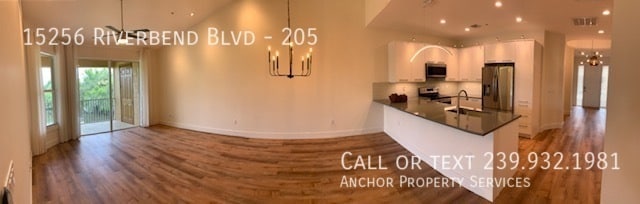 Building Photo - 15256 Riverbend Blvd