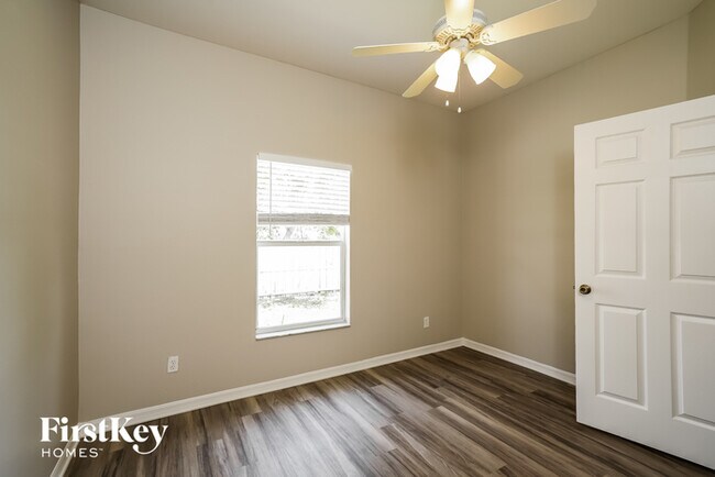 Building Photo - 1817 NW 15th Terrace