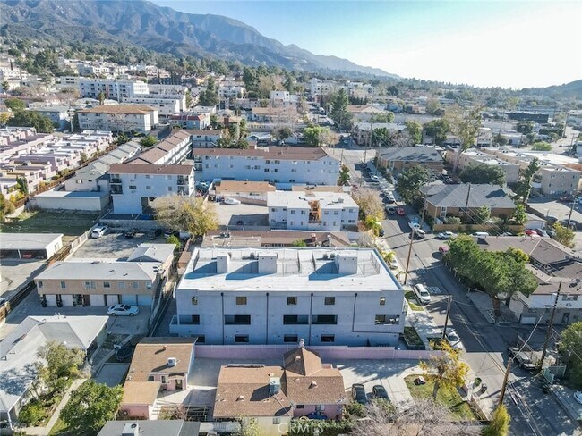 Building Photo - 7341 Valmont St