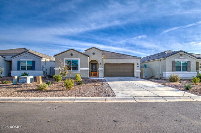 Building Photo - 5267 E Diatomite Dr