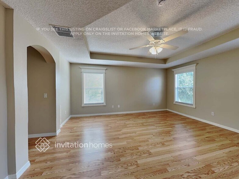 Building Photo - 2103 Hammock Moss Dr