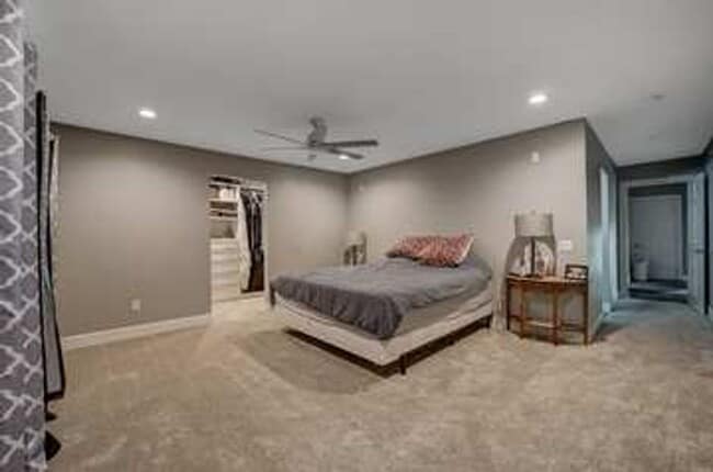 Building Photo - Beautiful Home in Cincinnati!!