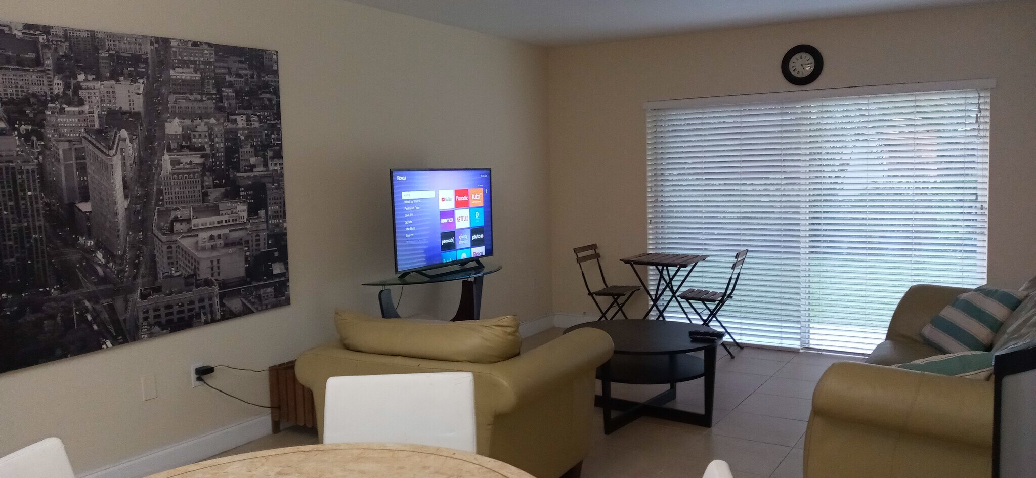 Living - 7530 SW 82nd St