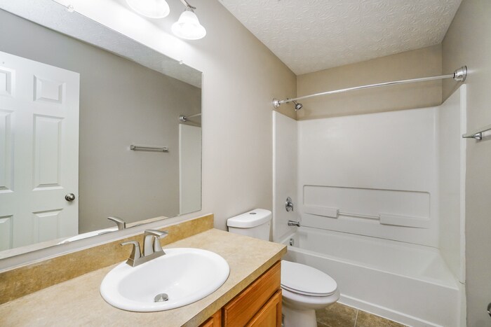 Building Photo - 3902 Genteel Dr