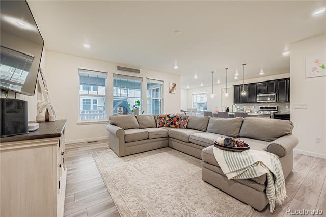 Building Photo - 1060 S De Gaulle Ct