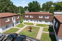 Building Photo - 2718 Center St