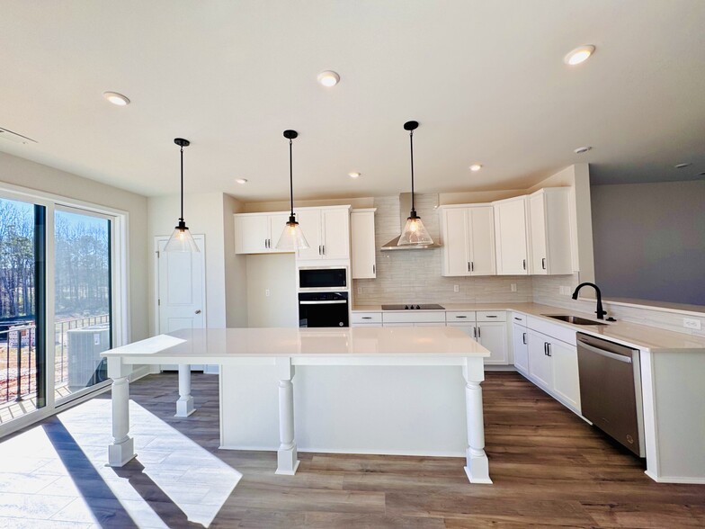 Kitchen - 15313 Ballancroft Pky