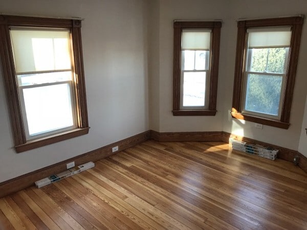 Building Photo - 294 Lenox St