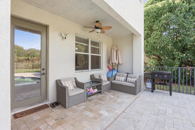 Building Photo - 1085 Center Stone Ln