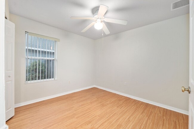 Building Photo - 2114 NW 52nd Pl