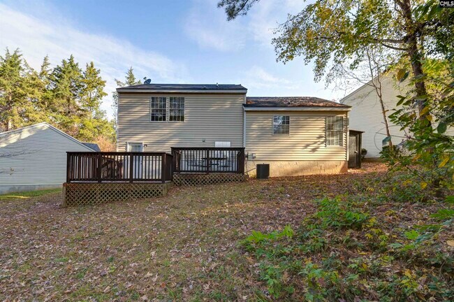 Building Photo - 100 Woodspur Rd