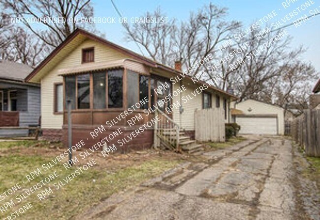 Building Photo - 30 N Sanford St
