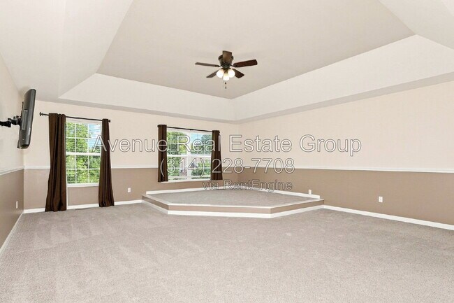 Building Photo - 2031 Avalon Mist Cir