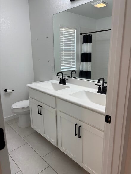 Building Photo - 21227 Surf Island Dr