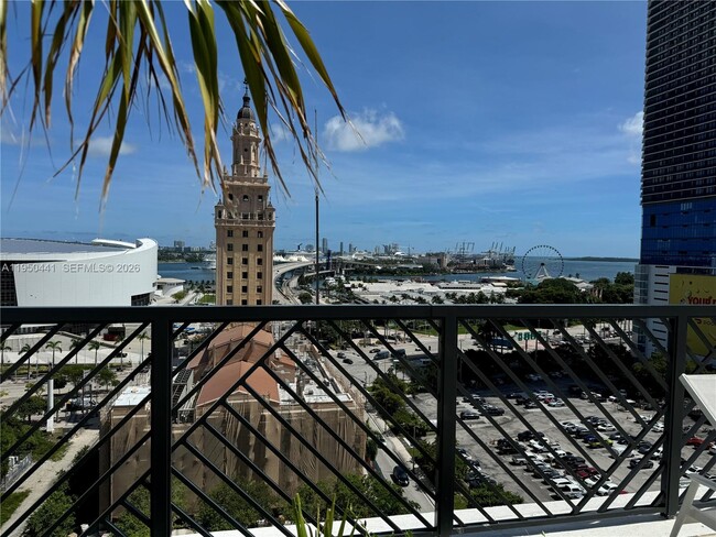 Building Photo - 159 NE 6th St