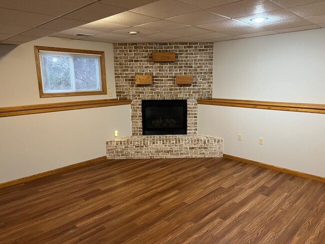 Building Photo - 9229 48th Ave