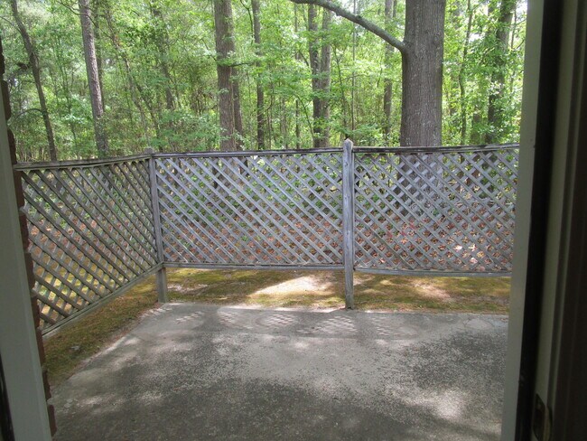 Building Photo - 1045 Cutleaf Dr