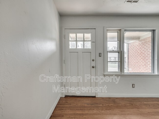 Building Photo - 1711 Brighton Ave