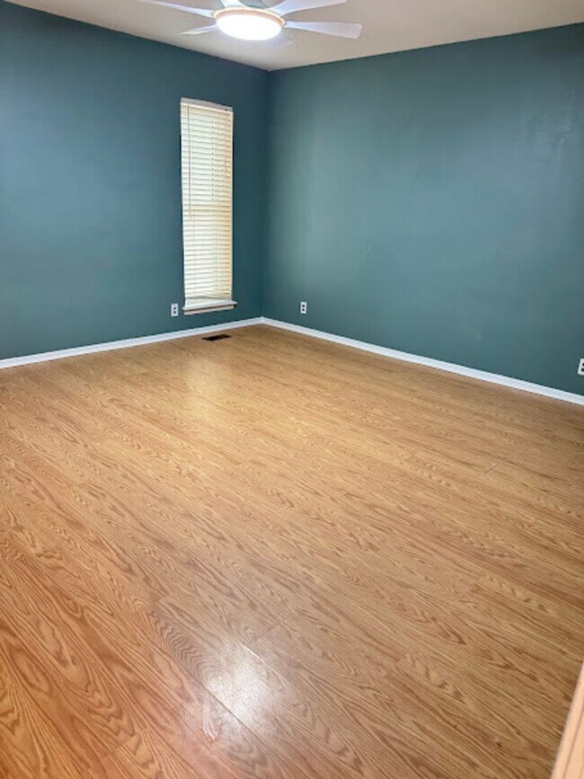 Building Photo - Charming 3-Bedroom, 2-Bath Home for Rent in Edmond – Prime Location!