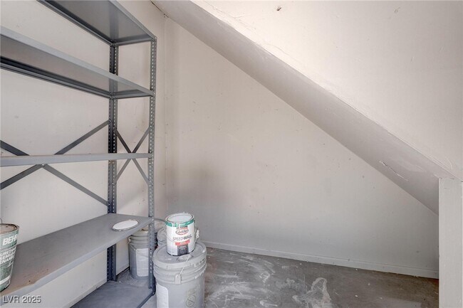 Building Photo - 1438 Lorilyn Ave