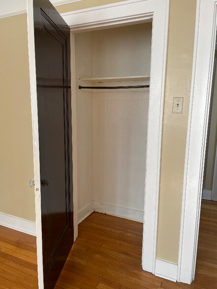 Building Photo - 3270 Dell Ave