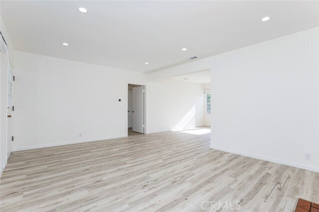 Building Photo - 1606 Bel Aire Dr