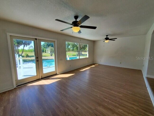 Building Photo - 2451 Aquilos Ct