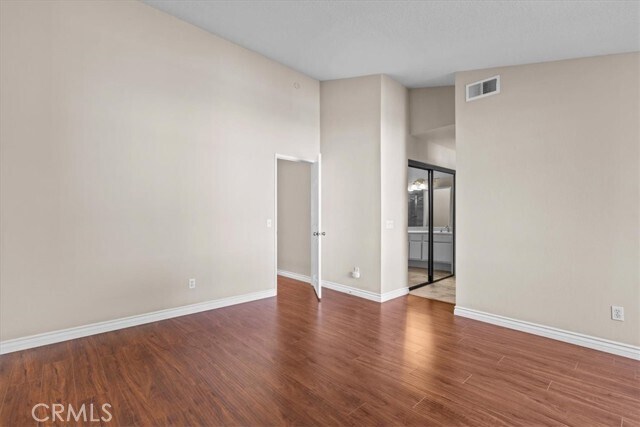 Building Photo - 2621 Plaza del Amo