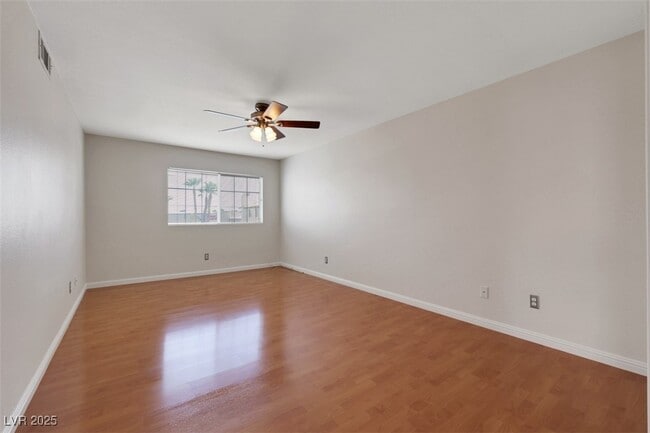 Building Photo - 901 Angel Star Ln