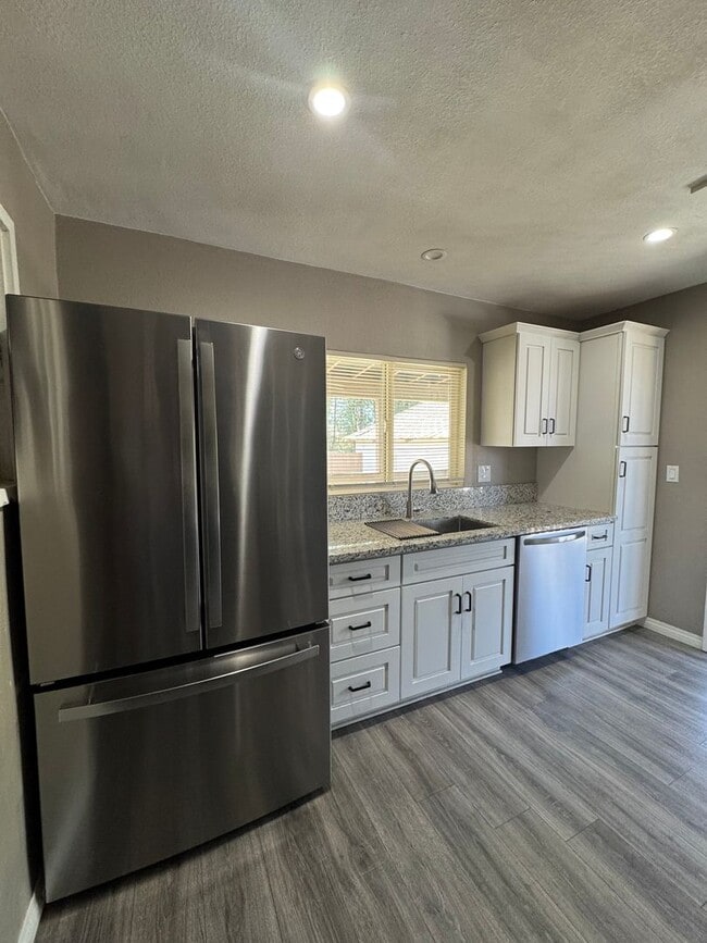 Building Photo - ***New Rental Home***