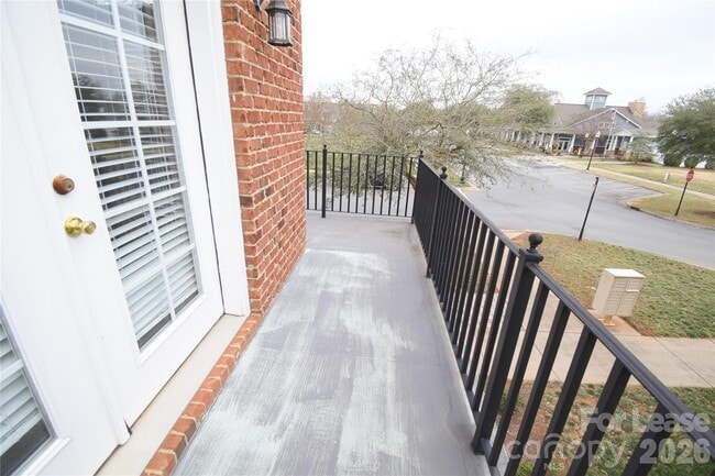 Building Photo - 2405 Bonterra Blvd