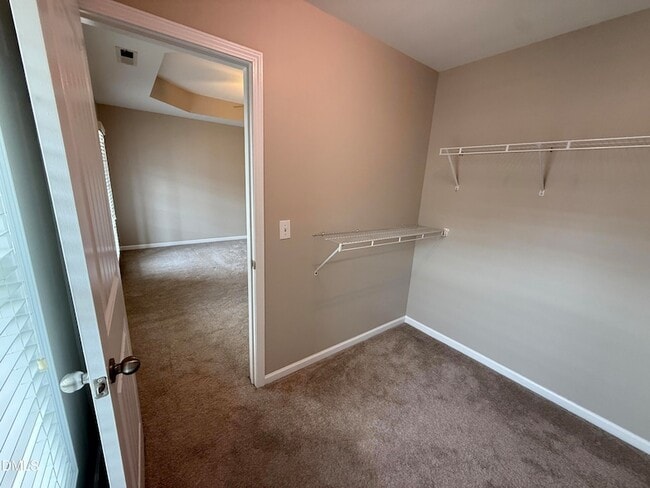Building Photo - 514 Dragby Ln