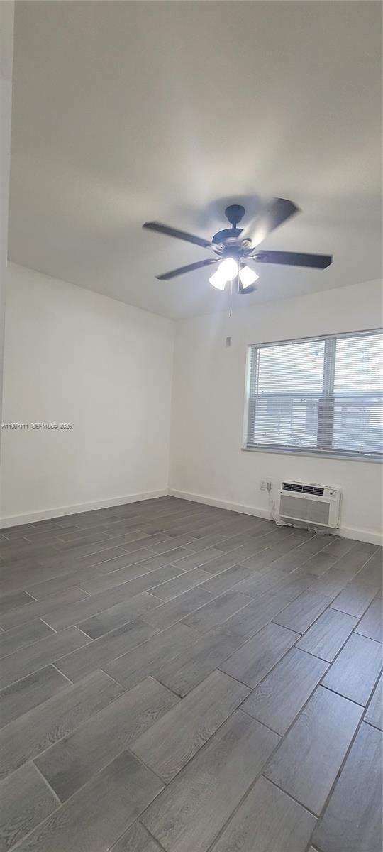 Building Photo - 2615 SW 22nd Ave