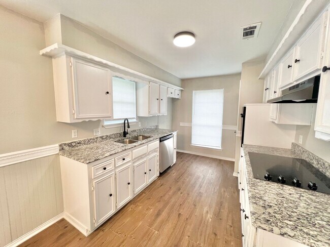 Building Photo - Beautiful Home in Rowlett Texas!