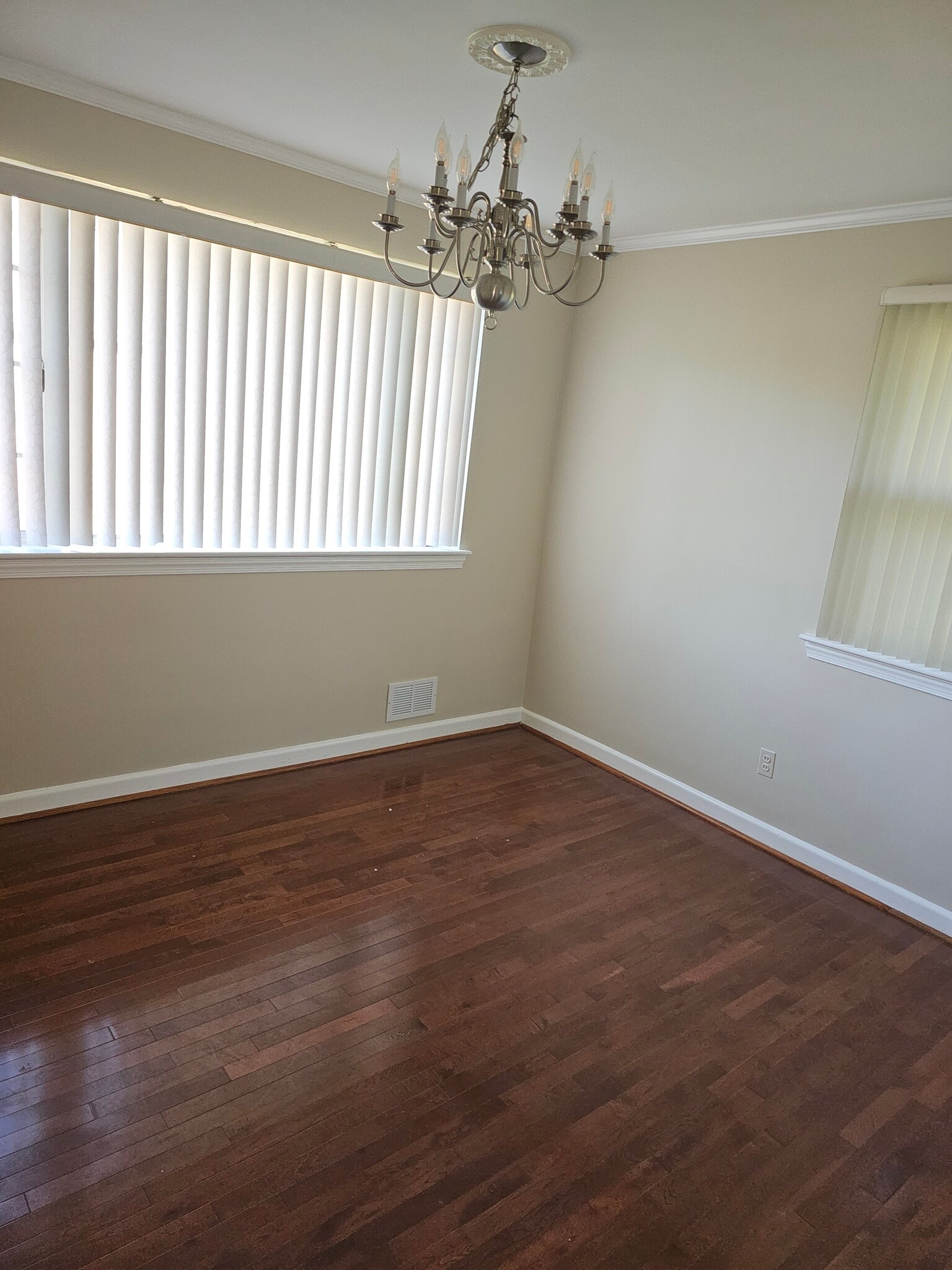 Dining Room - 9503 Hale Pl