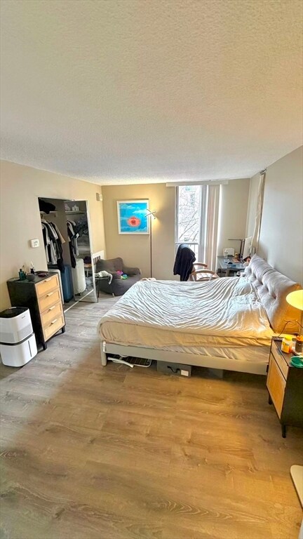 Building Photo - 99 Pond Ave