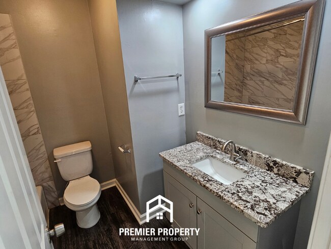 Building Photo - Luxury Germantown Living | 3BR/2BA in Poplar Estates | Houston High District