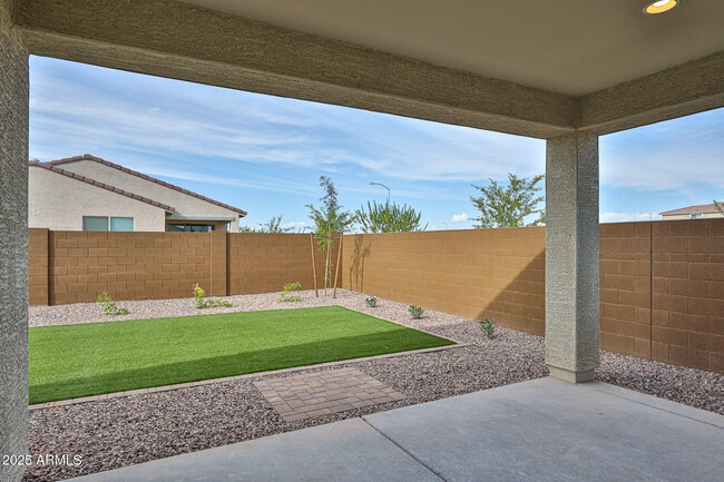 Building Photo - 8806 W Orange Dr